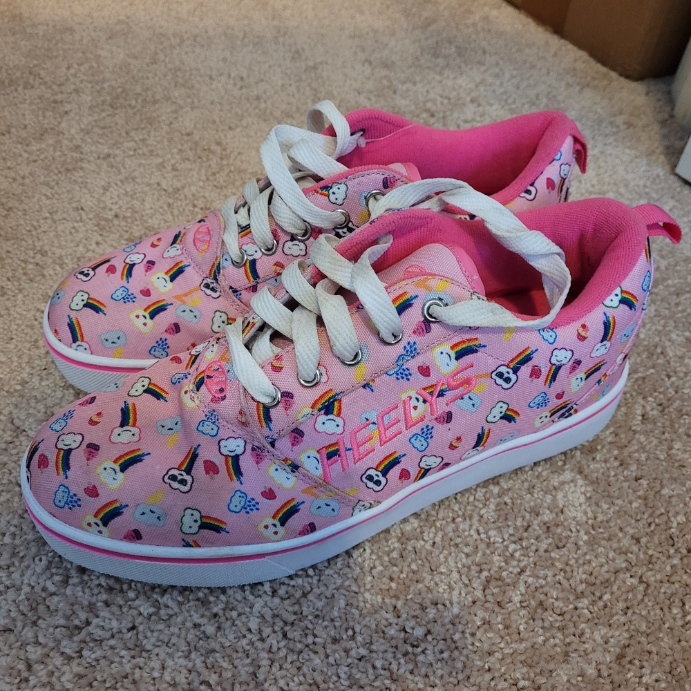 Adult Heelys - women's 8-9 read description